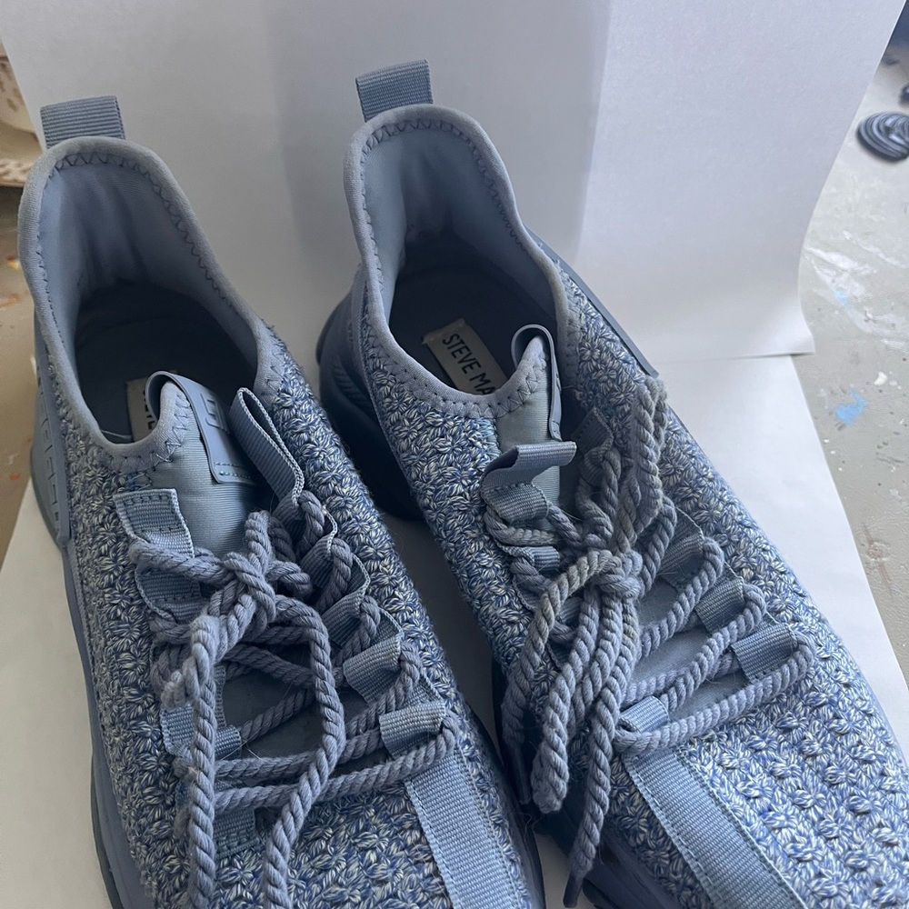 Steve Madden Light Blue Knit Athletic Sneakers